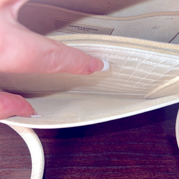 SAINT LAURENT MEDIUM BELLECHASSE CROC EFFECT TOP HANDLE BAG - Picture 6 of 13